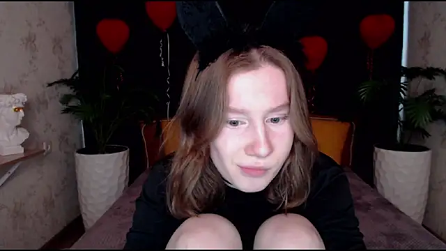 EnigmaSee online show from March 10, 2025, 1:34 am