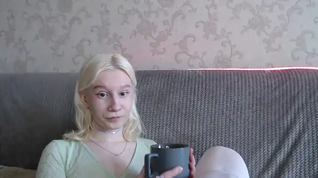 Snapshot of EnigmaSee chatting on March 24, 2026, 9:09 am EnigmaSee online show from March 24, 2026, 9:09 am