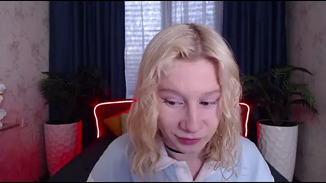 EnigmaSee online show from October 9, 2025, 1:50 am