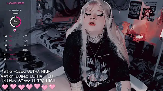 Snapshot of noori__hope chatting on November 7, 2025, 8:57 pm noori hope online show from November 7, 2025, 8:57 pm