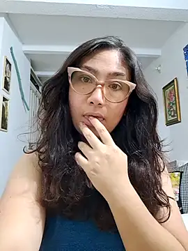 Snapshot of Mia_Ruiz chatting on March 13, 2025, 3:22 am Mia Ruiz online show from March 13, 2025, 3:22 am