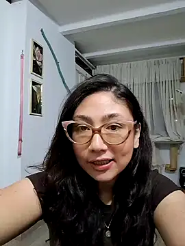 Snapshot of Mia_Ruiz chatting on February 11, 2025, 1:20 am Mia Ruiz online show from February 11, 2025, 1:20 am