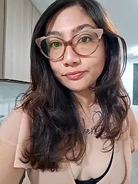 Snapshot of Mia_Ruiz chatting on March 21, 2025, 1:34 am Mia Ruiz online show from March 21, 2025, 1:34 am