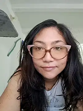 Snapshot of Mia_Ruiz chatting on January 25, 2025, 9:14 pm Mia Ruiz online show from January 25, 2025, 9:14 pm