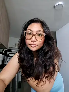 Snapshot of Mia_Ruiz chatting on January 29, 2025, 3:44 am Mia Ruiz online show from January 29, 2025, 3:44 am