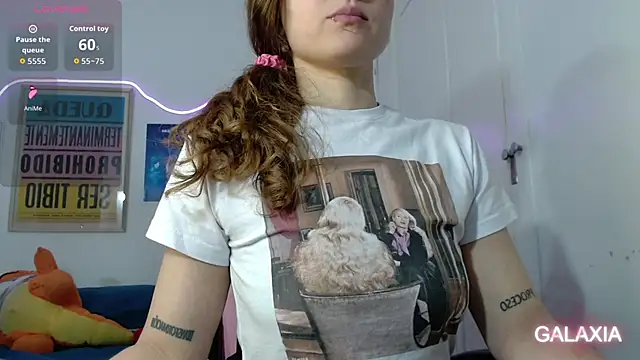 Snapshot of galaxiaa23 chatting on November 19, 2025, 10:21 pm galaxiaa23 online show from November 19, 2025, 10:21 pm