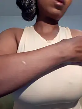 Snapshot of realsquirter chatting on October 18, 2025, 9:11 am realsquirter online show from October 18, 2025, 9:11 am