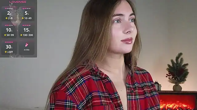 chloi hes online show from December 16, 2025, 1:37 pm