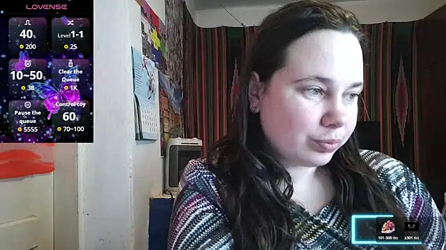 Cora Maro online show from April 13, 2026, 2:10 pm