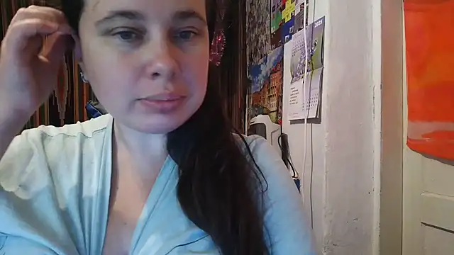 Cora Maro online show from October 1, 2025, 11:36 am