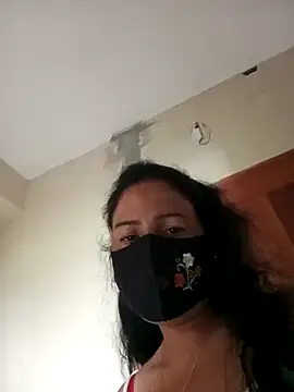 Neha-Roy online show from December 3, 2025, 4:57 am