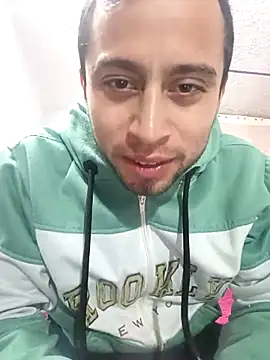 Snapshot of Mich_Stev9524 chatting on November 16, 2025, 3:11 am Mich Stev9524 online show from November 16, 2025, 3:11 am