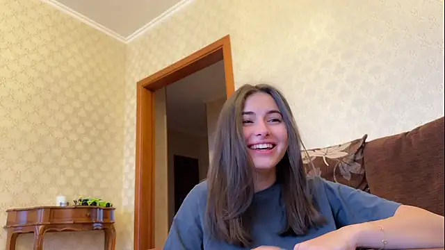 Snapshot of AmiCumOn chatting on January 23, 2025, 9:18 am AmiCumOn online show from January 23, 2025, 9:18 am