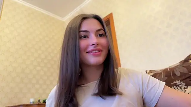 Snapshot of AmiCumOn chatting on January 20, 2025, 9:35 am AmiCumOn online show from January 20, 2025, 9:35 am