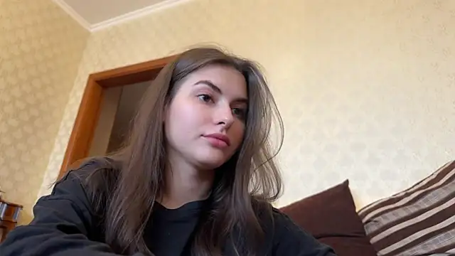 Snapshot of AmiCumOn chatting on March 4, 2025, 9:18 am AmiCumOn online show from March 4, 2025, 9:18 am