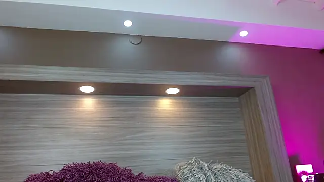 AbigailWilliams  online show from March 25, 2026, 12:04 pm