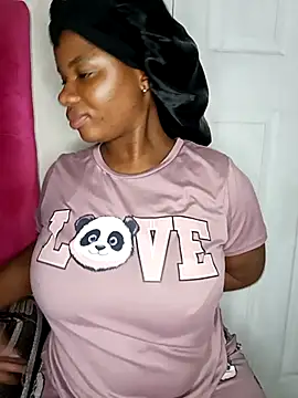 Snapshot of SexyHipsStar chatting on November 29, 2025, 12:22 am SexyHipsStar online show from November 29, 2025, 12:22 am