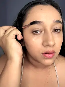 cata megan online show from September 16, 2025, 8:32 pm