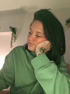 LorenRosse online show from March 17, 2026, 11:30 pm