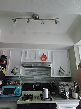 Snapshot of DevilDahm chatting on January 5, 2026, 8:12 pm DevilDahm online show from January 5, 2026, 8:12 pm