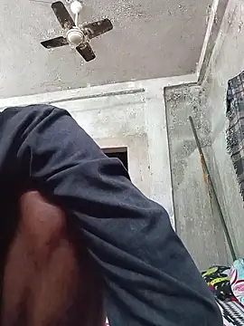 Snapshot of NICK_IN chatting on March 5, 2025, 8:00 pm NICK IN online show from March 5, 2025, 8:00 pm