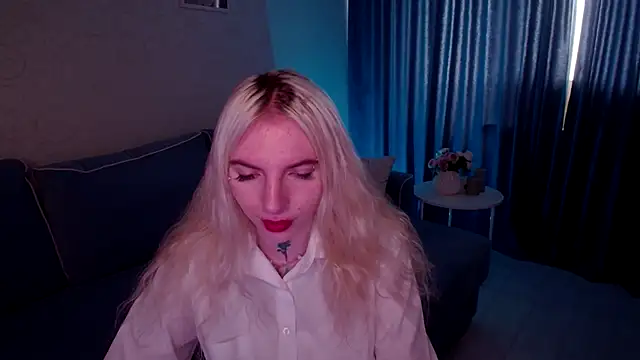 AnneTenet online show from September 18, 2025, 9:12 am