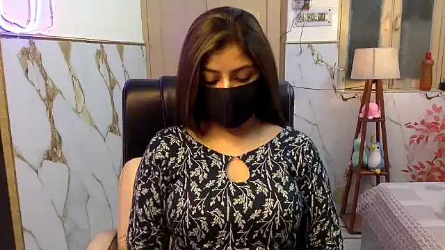 Hoty-Shivangi online show from October 25, 2025, 3:45 pm