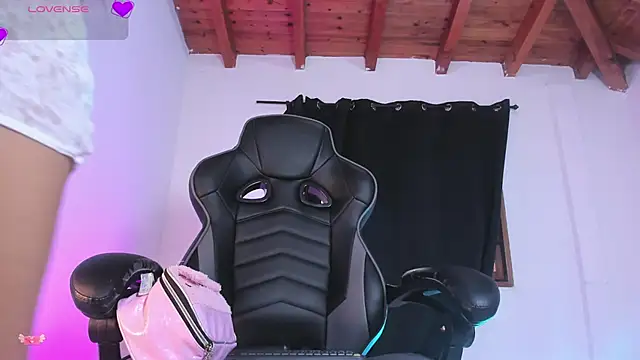 Daila 20  online show from September 27, 2025, 12:33 pm