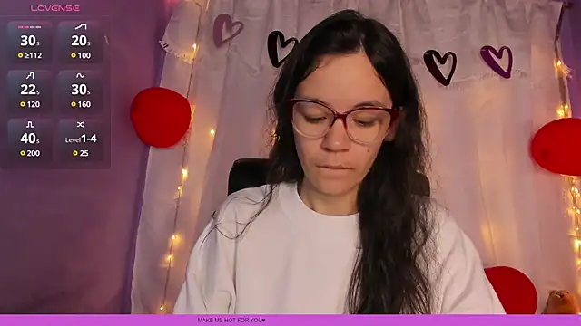 DalilaMassu online show from February 6, 2025, 12:26 pm