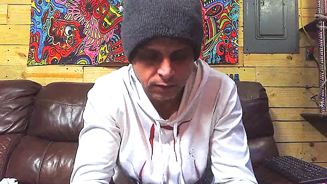 Snapshot of Buffshagswell chatting on December 14, 2025, 7:08 pm Buffshagswell online show from December 14, 2025, 7:08 pm