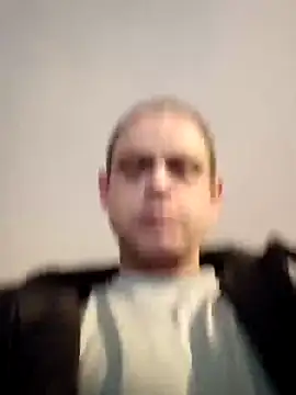 Snapshot of Buffshagswell chatting on December 1, 2025, 4:30 pm Buffshagswell online show from December 1, 2025, 4:30 pm