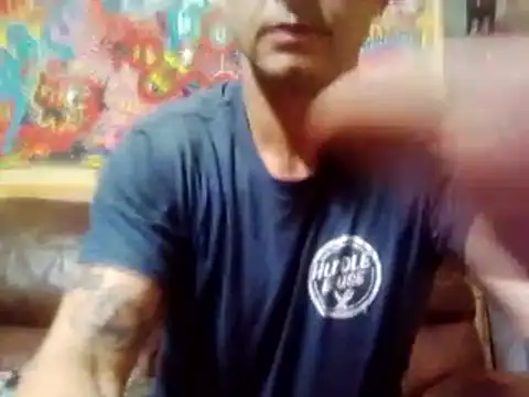 Snapshot of Buffshagswell chatting on November 6, 2025, 7:29 pm Buffshagswell online show from November 6, 2025, 7:29 pm