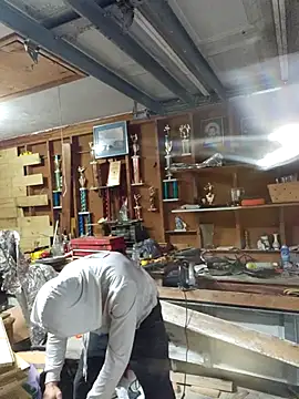 Snapshot of Buffshagswell chatting on October 29, 2025, 12:59 pm Buffshagswell online show from October 29, 2025, 12:59 pm