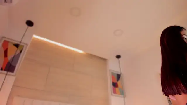 Jennmiiller  online show from February 20, 2026, 12:29 pm