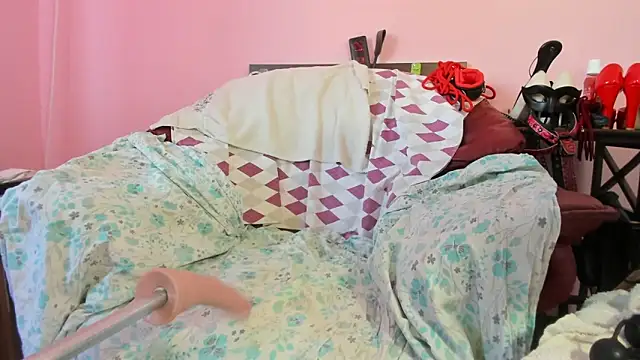 HotSweetAngel online show from March 5, 2025, 2:01 pm