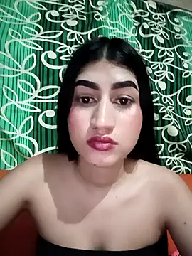 Snapshot of Julix_A chatting on March 8, 2026, 2:04 am Julix A online show from March 8, 2026, 2:04 am