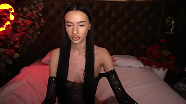 Snapshot of Snow_WhiteeeX chatting on October 17, 2025, 12:40 pm Snow WhiteeeX online show from October 17, 2025, 12:40 pm