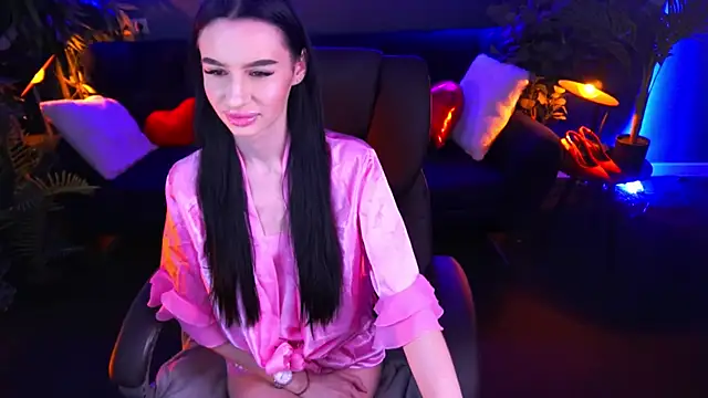 Snapshot of Snow_WhiteeeX chatting on March 18, 2025, 9:56 am Snow WhiteeeX online show from March 18, 2025, 9:56 am