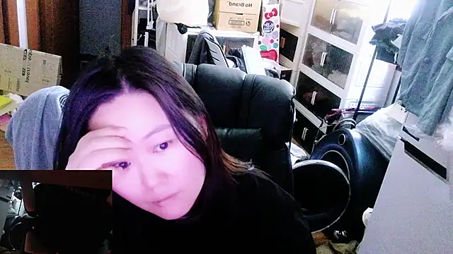 Snapshot of rami0428 chatting on May 18, 2026, 7:57 am rami0428 online show from May 18, 2026, 7:57 am