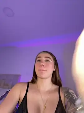 Lanataylor- online show from March 13, 2025, 9:37 pm