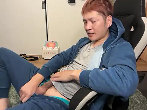 Snapshot of kensnb chatting on November 3, 2025, 8:07 am kensnb online show from November 3, 2025, 8:07 am