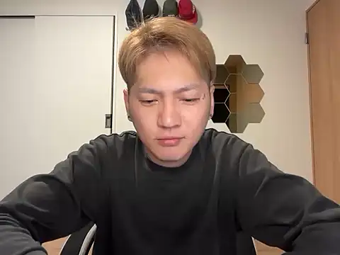 Snapshot of kensnb chatting on November 26, 2025, 7:47 pm kensnb online show from November 26, 2025, 7:47 pm