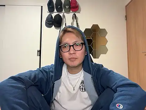 Snapshot of kensnb chatting on December 16, 2025, 11:58 am kensnb online show from December 16, 2025, 11:58 am