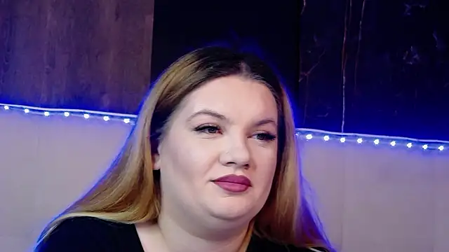 MelanieBrownn online show from February 7, 2026, 7:16 am