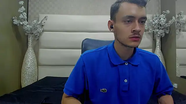 Desmon Clark online show from March 9, 2025, 4:27 am