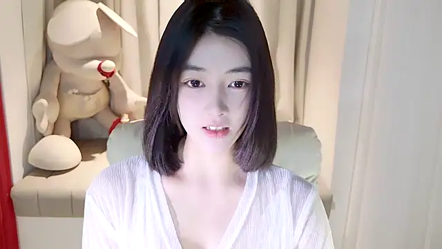Snapshot of initial-lucky chatting on January 3, 2025, 1:02 pm initial-lucky online show from January 3, 2025, 1:02 pm