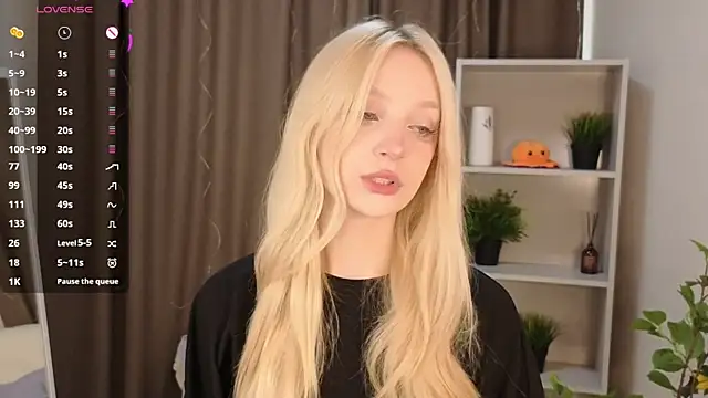 Snapshot of Naughty__Couplles chatting on May 5, 2026, 3:09 am Naughty Couplles online show from May 5, 2026, 3:09 am