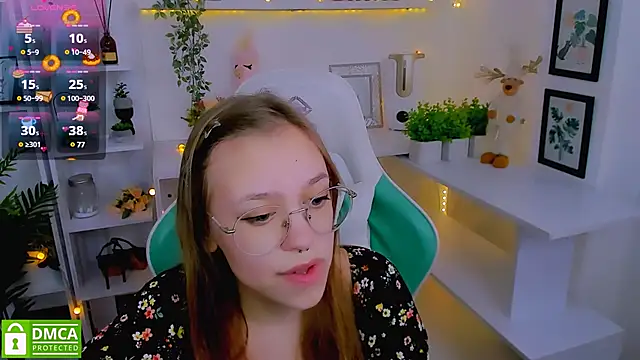 LayriantaVee online show from February 26, 2025, 10:05 am