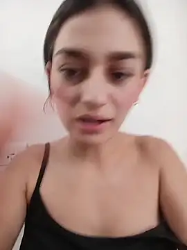 Ary-18 online show from October 28, 2025, 1:32 pm