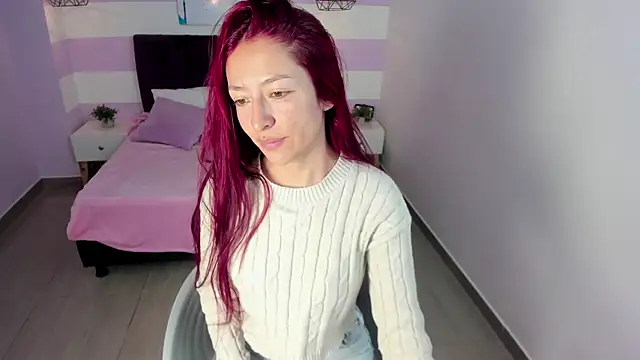 Snapshot of Scarlett__bell chatting on December 19, 2025, 12:51 pm Scarlett bell online show from December 19, 2025, 12:51 pm